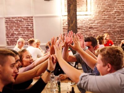 SPOJUJEME - GASTRO, EVENTOVÉ PROSTORY A ZÁBAVA