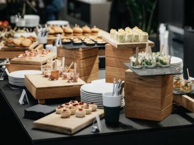 Asistent v cateringovém provozu